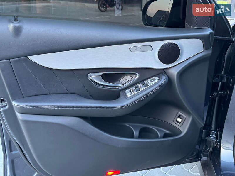 Позашляховик / Кросовер Mercedes-Benz GLC-Class 2016 в Луцьку