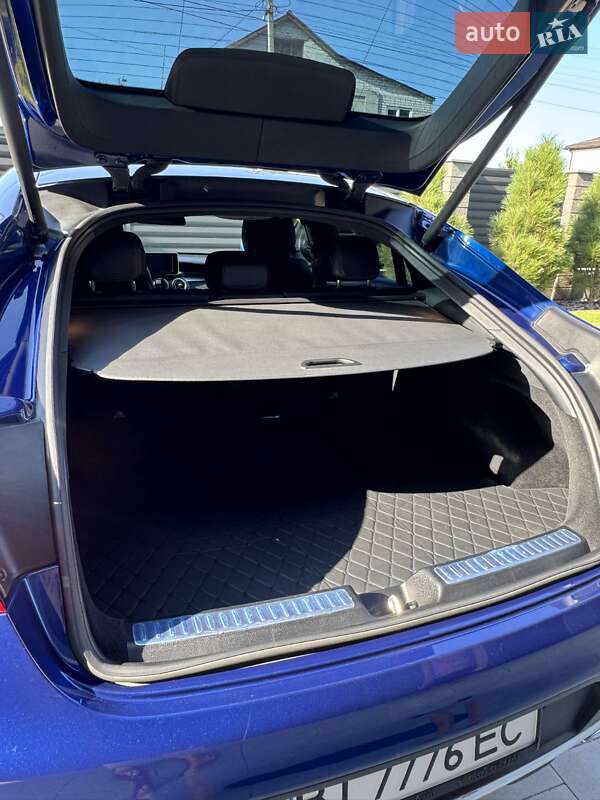 Внедорожник / Кроссовер Mercedes-Benz GLC-Class 2018 в Горишних Плавнях