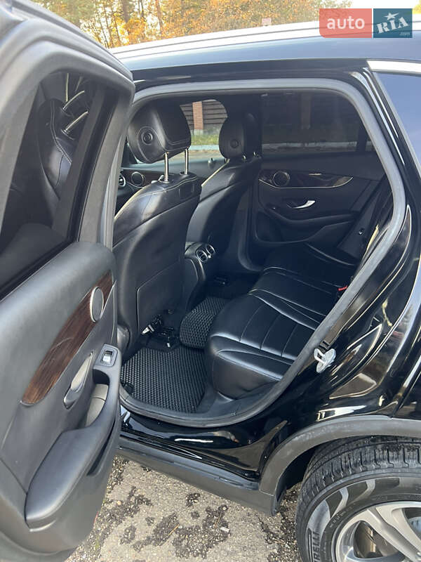 Внедорожник / Кроссовер Mercedes-Benz GLC-Class 2017 в Львове