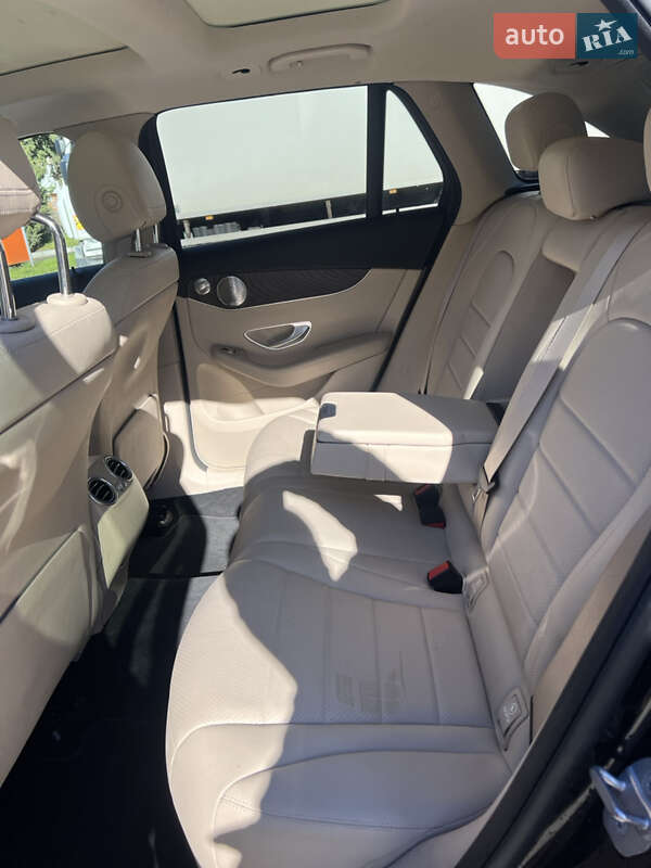 Позашляховик / Кросовер Mercedes-Benz GLC-Class 2018 в Києві