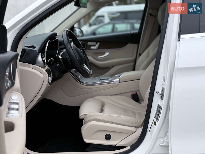 Внедорожник / Кроссовер Mercedes-Benz GLC-Class 2021 в Киеве