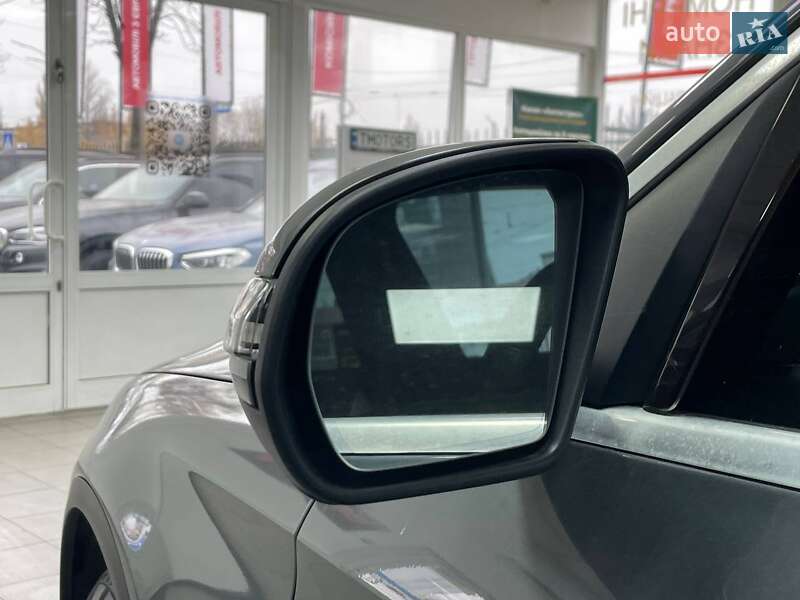 Позашляховик / Кросовер Mercedes-Benz GLC-Class 2019 в Києві фото 16 Позашляховик / Кросовер Mercedes-Benz GLC-Class 2019 в Києві
