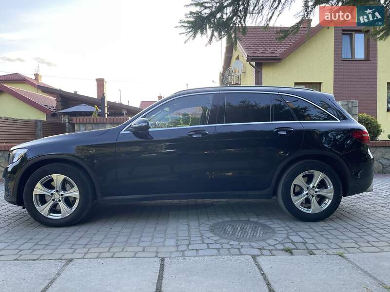 Позашляховик / Кросовер Mercedes-Benz GLC-Class 2016 в Львові