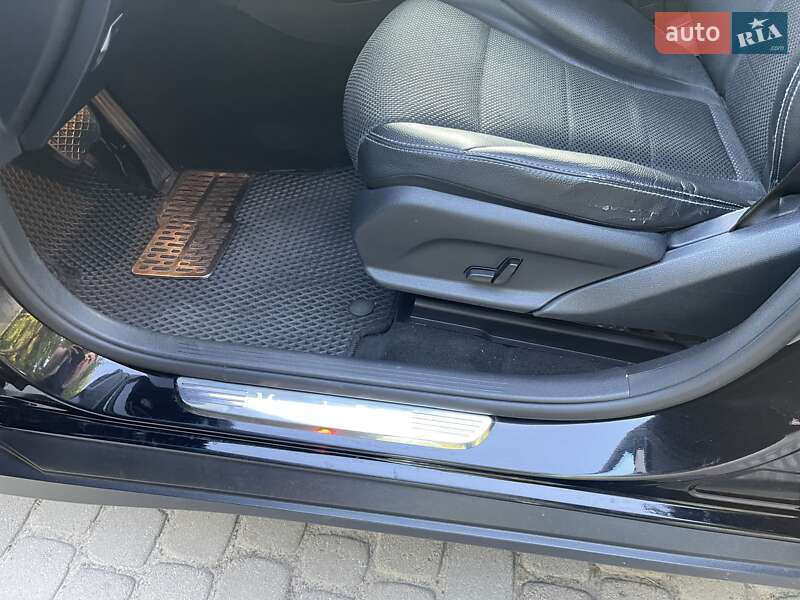 Позашляховик / Кросовер Mercedes-Benz GLC-Class 2016 в Львові