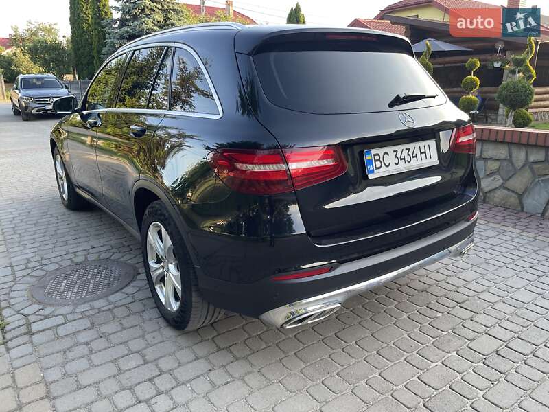 Позашляховик / Кросовер Mercedes-Benz GLC-Class 2016 в Львові