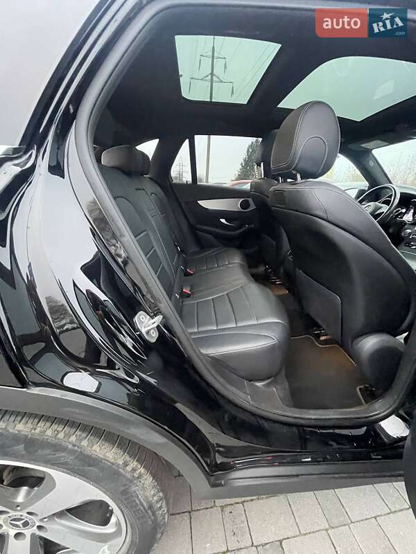 Внедорожник / Кроссовер Mercedes-Benz GLC-Class 2018 в Львове фото 27 Внедорожник / Кроссовер Mercedes-Benz GLC-Class 2018 в Львове