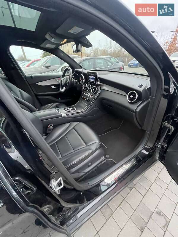 Внедорожник / Кроссовер Mercedes-Benz GLC-Class 2018 в Львове фото 31 Внедорожник / Кроссовер Mercedes-Benz GLC-Class 2018 в Львове