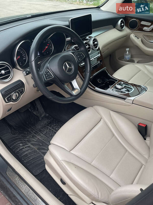 Позашляховик / Кросовер Mercedes-Benz GLC-Class 2018 в Кропивницькому фото 10 Позашляховик / Кросовер Mercedes-Benz GLC-Class 2018 в Кропивницькому