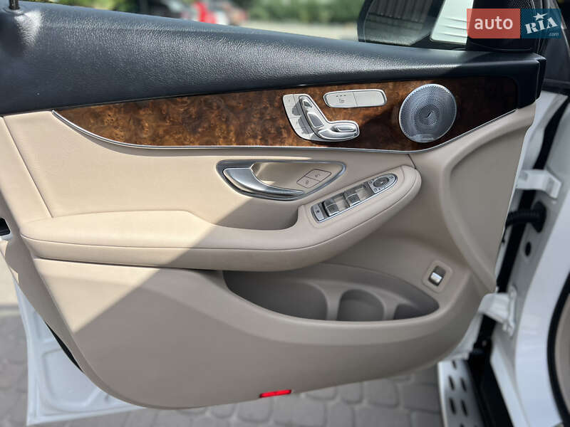 Позашляховик / Кросовер Mercedes-Benz GLC-Class 2019 в Рівному