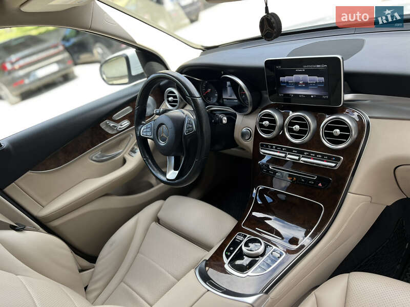 Позашляховик / Кросовер Mercedes-Benz GLC-Class 2019 в Рівному