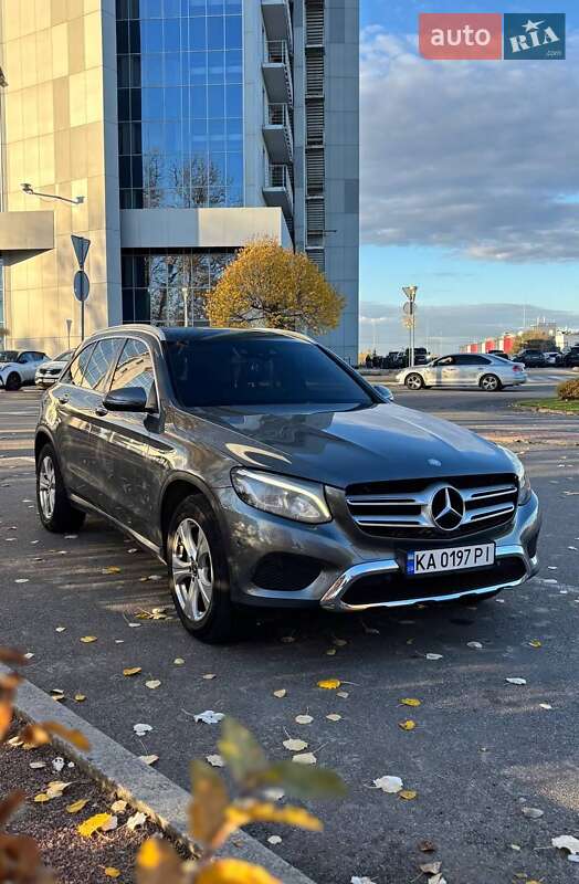 Внедорожник / Кроссовер Mercedes-Benz GLC-Class 2017 в Киеве