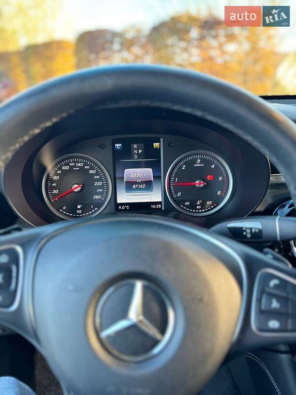 Внедорожник / Кроссовер Mercedes-Benz GLC-Class 2017 в Киеве