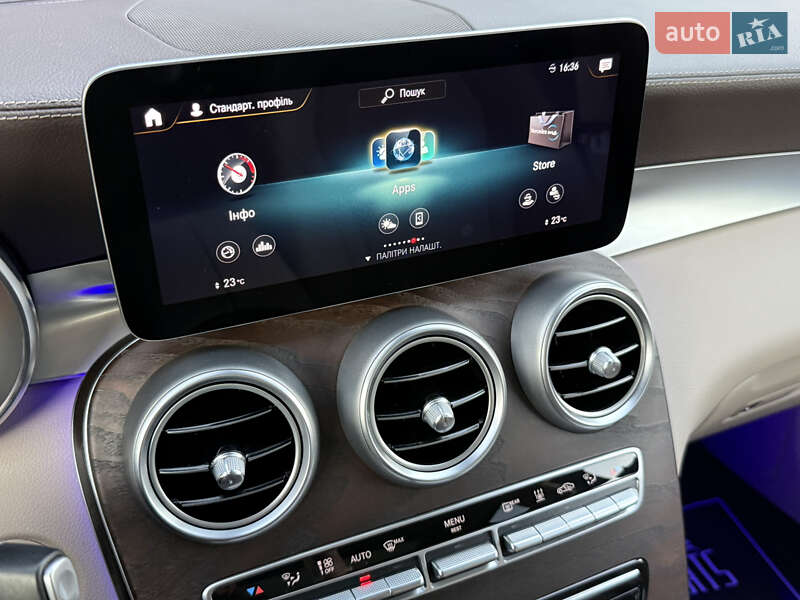 Позашляховик / Кросовер Mercedes-Benz GLC-Class 2021 в Чернівцях