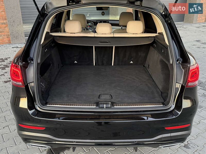 Позашляховик / Кросовер Mercedes-Benz GLC-Class 2021 в Чернівцях