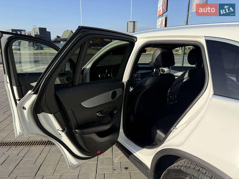 Позашляховик / Кросовер Mercedes-Benz GLC-Class 2019 в Луцьку фото 13 Позашляховик / Кросовер Mercedes-Benz GLC-Class 2019 в Луцьку