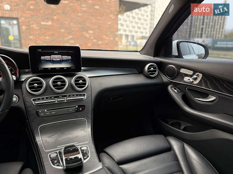 Внедорожник / Кроссовер Mercedes-Benz GLC-Class 2017 в Киеве