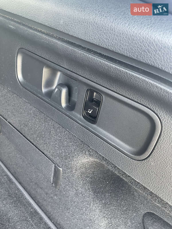 Позашляховик / Кросовер Mercedes-Benz GLC-Class 2023 в Києві фото 40 Позашляховик / Кросовер Mercedes-Benz GLC-Class 2023 в Києві