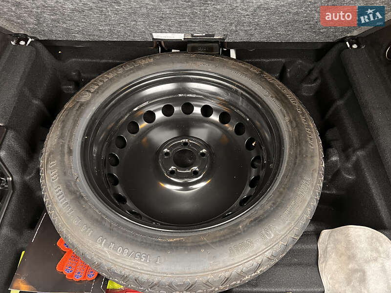 Позашляховик / Кросовер Mercedes-Benz GLC-Class 2017 в Києві фото 9 Позашляховик / Кросовер Mercedes-Benz GLC-Class 2017 в Києві