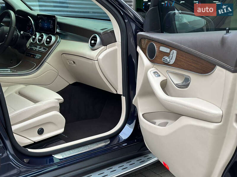 Позашляховик / Кросовер Mercedes-Benz GLC-Class 2021 в Києві