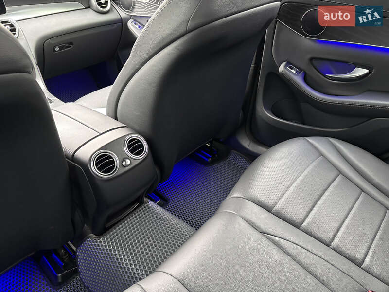 Внедорожник / Кроссовер Mercedes-Benz GLC-Class 2019 в Киеве