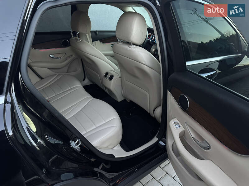 Позашляховик / Кросовер Mercedes-Benz GLC-Class 2020 в Луцьку