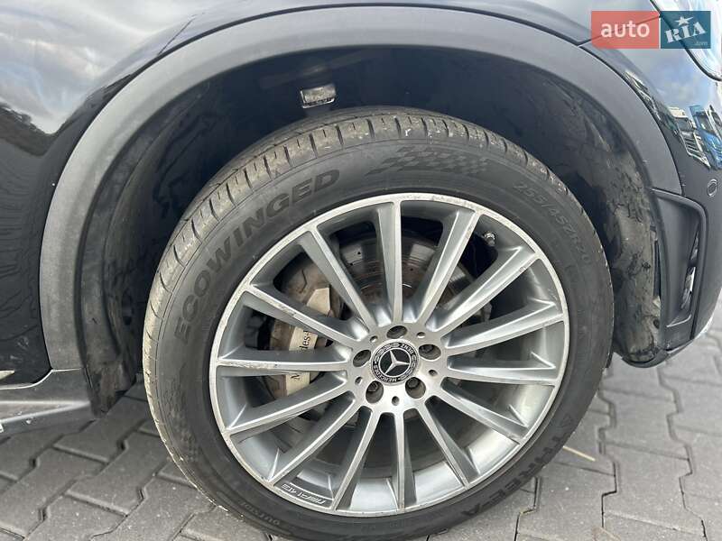 Позашляховик / Кросовер Mercedes-Benz GLC-Class 2021 в Чернівцях