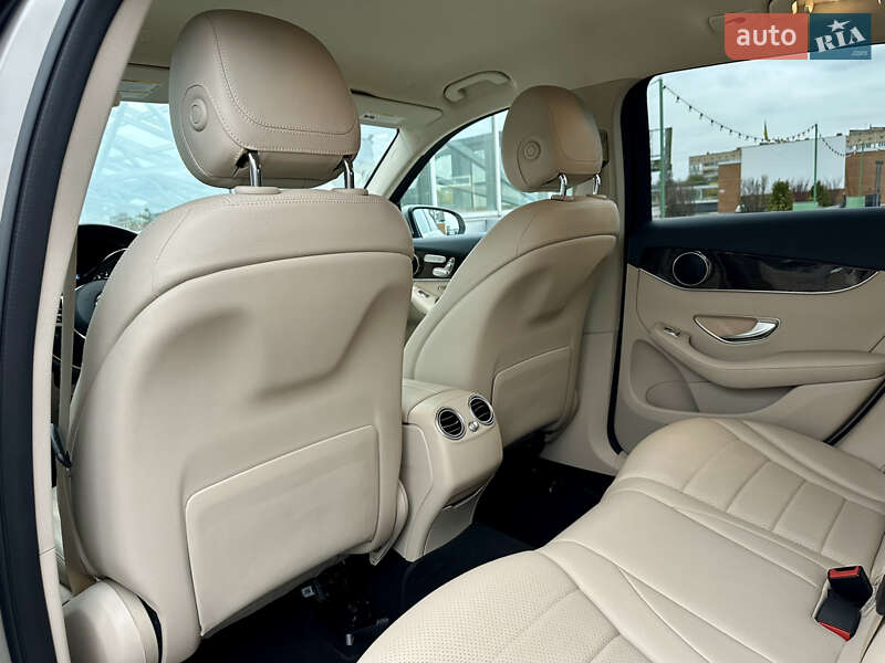 Позашляховик / Кросовер Mercedes-Benz GLC-Class 2020 в Києві фото 40 Позашляховик / Кросовер Mercedes-Benz GLC-Class 2020 в Києві