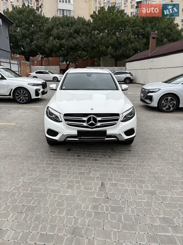 Mercedes-Benz GLC-Class 2017