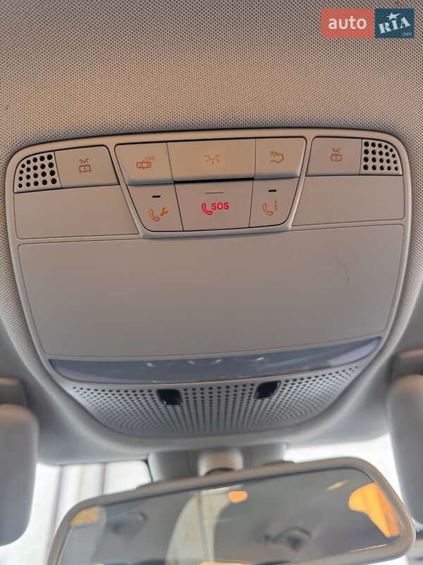 Позашляховик / Кросовер Mercedes-Benz GLC-Class 2018 в Новояворівську