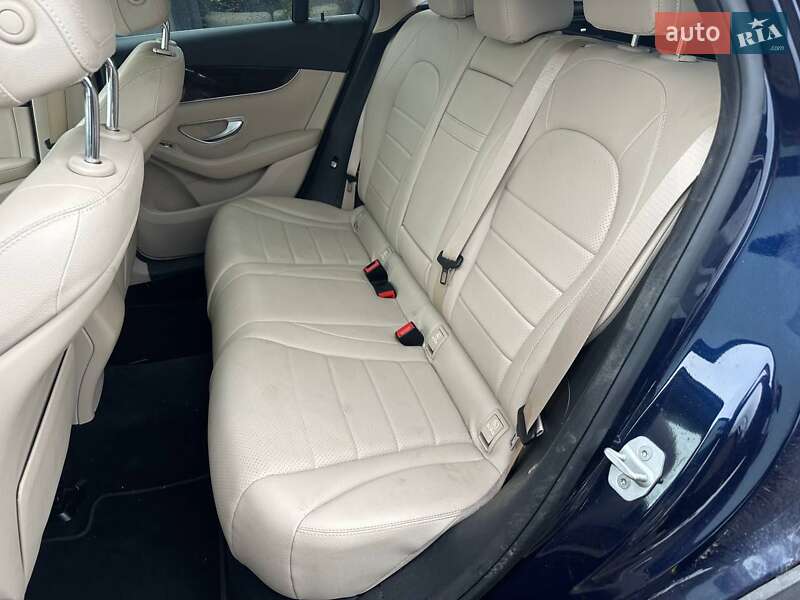 Внедорожник / Кроссовер Mercedes-Benz GLC-Class 2016 в Луцке