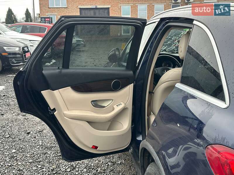 Внедорожник / Кроссовер Mercedes-Benz GLC-Class 2016 в Луцке