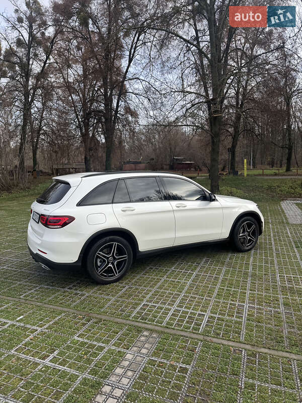 Внедорожник / Кроссовер Mercedes-Benz GLC-Class 2019 в Киеве