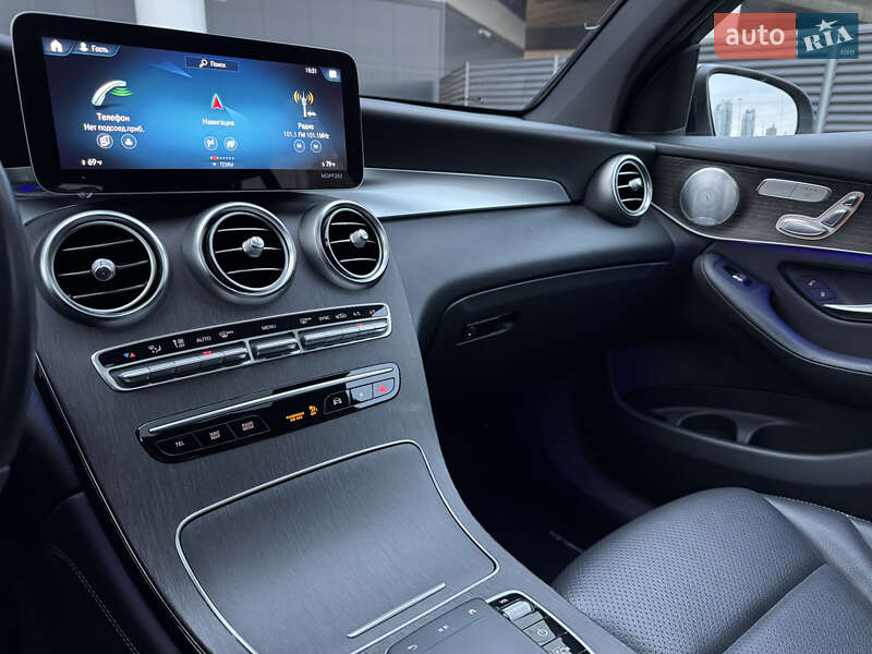 Внедорожник / Кроссовер Mercedes-Benz GLC-Class 2019 в Киеве