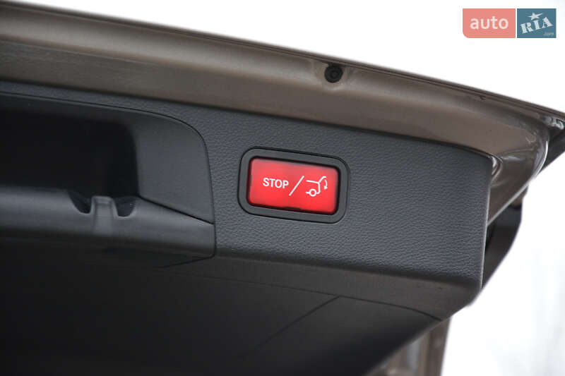 Позашляховик / Кросовер Mercedes-Benz GLC-Class 2019 в Києві фото 32 Позашляховик / Кросовер Mercedes-Benz GLC-Class 2019 в Києві