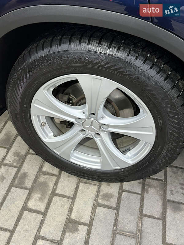 Внедорожник / Кроссовер Mercedes-Benz GLC-Class 2017 в Киеве фото 6 Внедорожник / Кроссовер Mercedes-Benz GLC-Class 2017 в Киеве