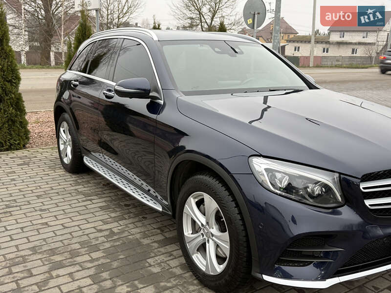Внедорожник / Кроссовер Mercedes-Benz GLC-Class 2017 в Киеве фото 36 Внедорожник / Кроссовер Mercedes-Benz GLC-Class 2017 в Киеве