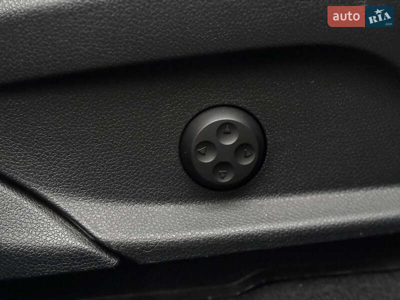 Позашляховик / Кросовер Mercedes-Benz GLC-Class 2017 в Львові