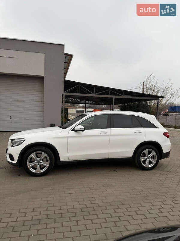 Внедорожник / Кроссовер Mercedes-Benz GLC-Class 2017 в Запорожье фото 9 Внедорожник / Кроссовер Mercedes-Benz GLC-Class 2017 в Запорожье