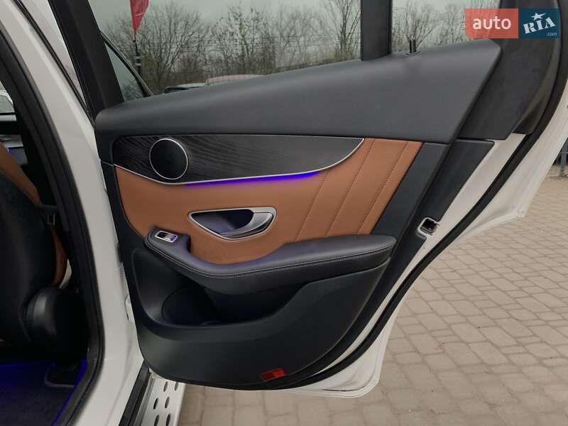 Внедорожник / Кроссовер Mercedes-Benz GLC-Class 2021 в Бердичеве