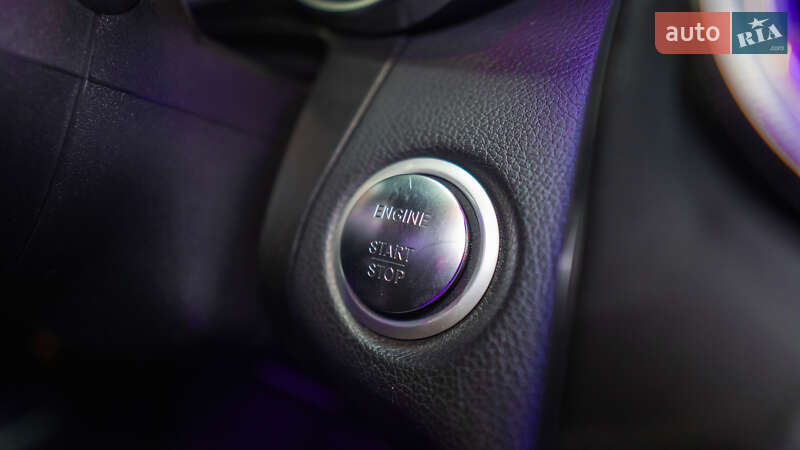 Внедорожник / Кроссовер Mercedes-Benz GLC-Class 2018 в Киеве