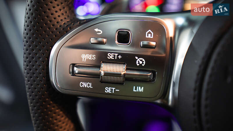 Внедорожник / Кроссовер Mercedes-Benz GLC-Class 2018 в Киеве