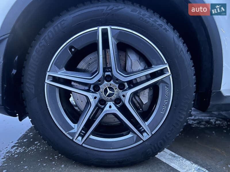 Внедорожник / Кроссовер Mercedes-Benz GLC-Class 2020 в Киеве