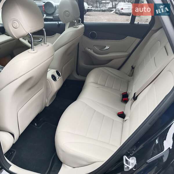 Внедорожник / Кроссовер Mercedes-Benz GLC-Class 2018 в Киеве