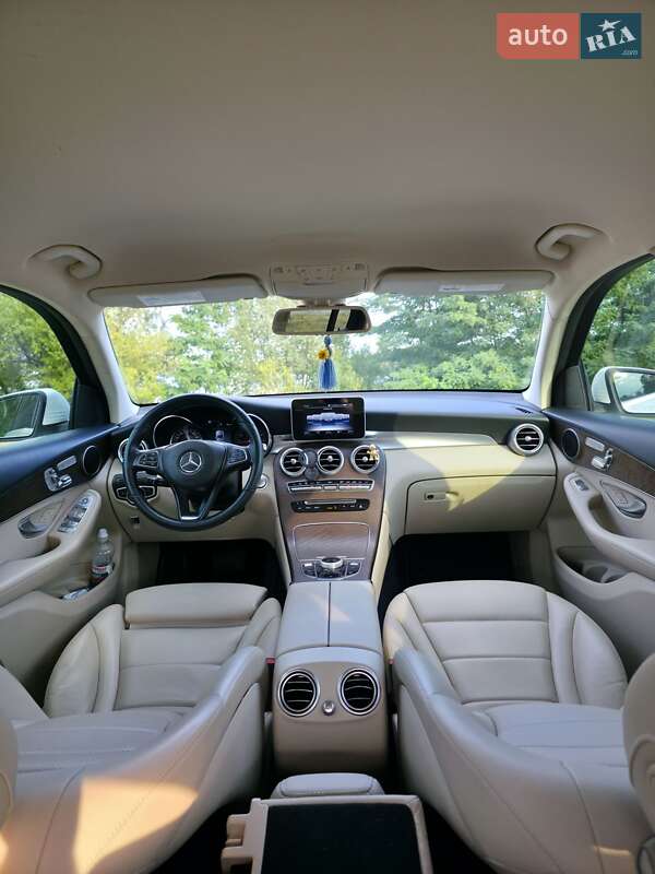 Внедорожник / Кроссовер Mercedes-Benz GLC-Class 2019 в Киеве