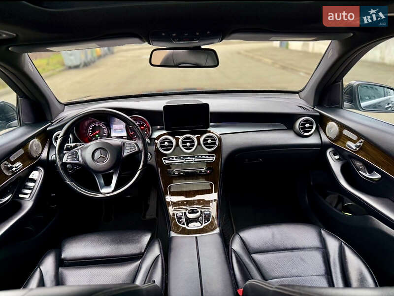 Внедорожник / Кроссовер Mercedes-Benz GLC-Class 2016 в Киеве
