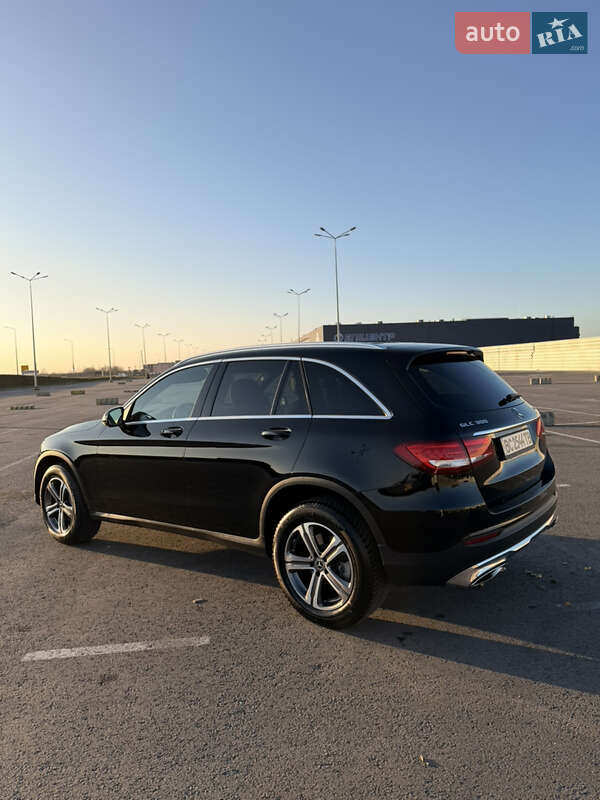 Внедорожник / Кроссовер Mercedes-Benz GLC-Class 2019 в Львове