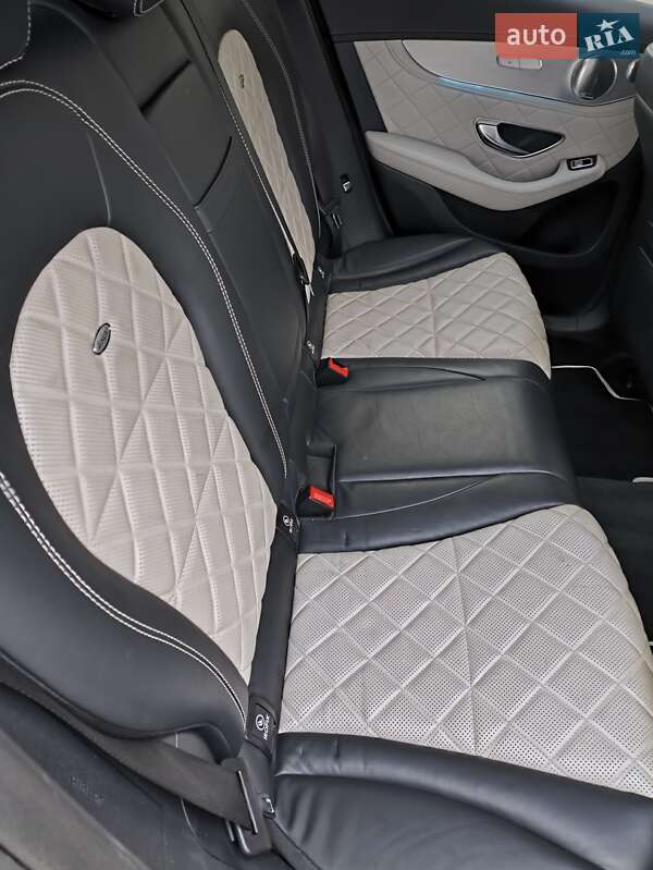 Позашляховик / Кросовер Mercedes-Benz GLC-Class 2016 в Львові фото 32 Позашляховик / Кросовер Mercedes-Benz GLC-Class 2016 в Львові