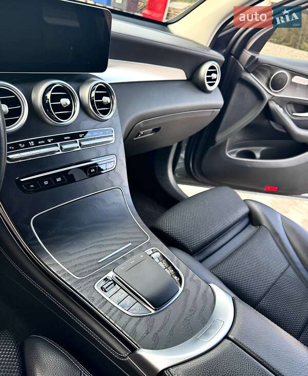 Позашляховик / Кросовер Mercedes-Benz GLC-Class 2019 в Києві фото 18 Позашляховик / Кросовер Mercedes-Benz GLC-Class 2019 в Києві