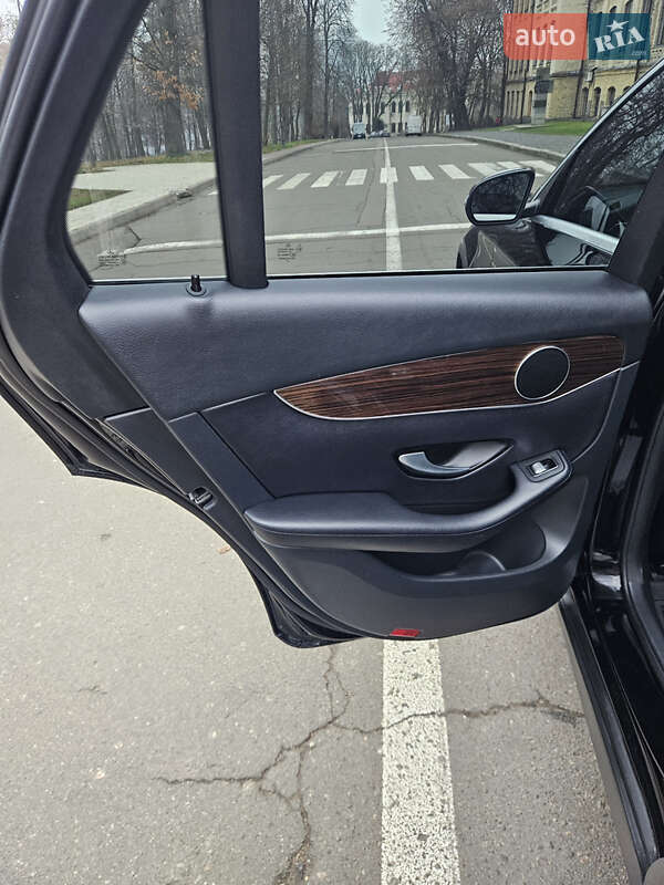 Позашляховик / Кросовер Mercedes-Benz GLC-Class 2017 в Житомирі