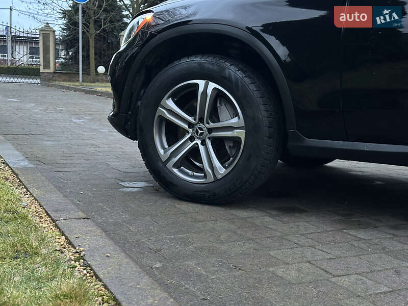 Позашляховик / Кросовер Mercedes-Benz GLC-Class 2019 в Сарнах